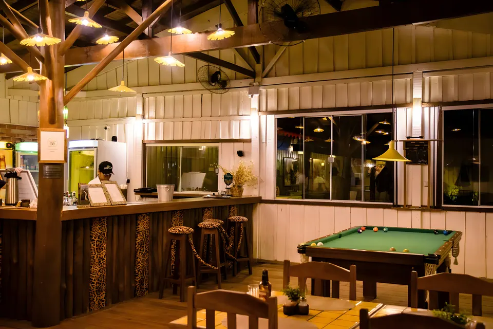 Bar and games area